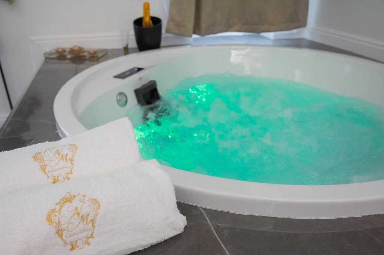 Nm Luxury Suites Pompeii Eksteriør bilde